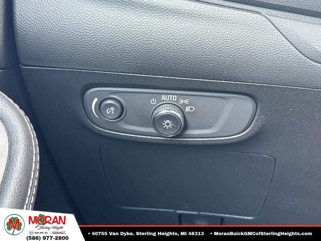 Certified 2024 Buick Encore GX Preferred w/ Comfort Package FWD image 31