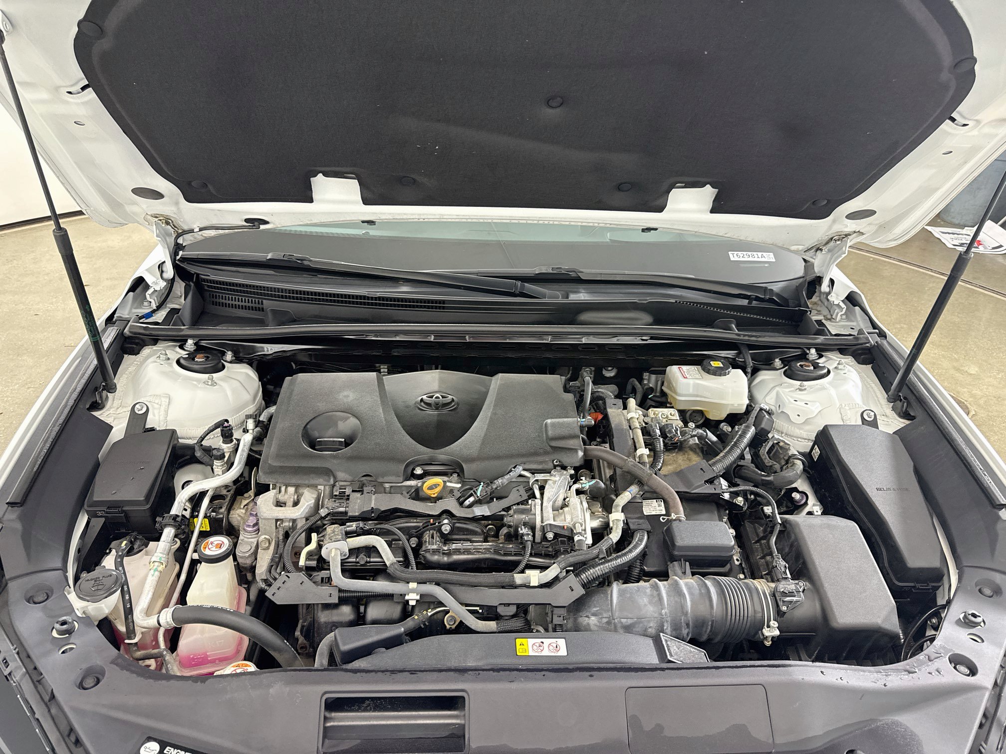 Certified 2019 Toyota Avalon Limited w/ Advanced Safety Package FWD image 30