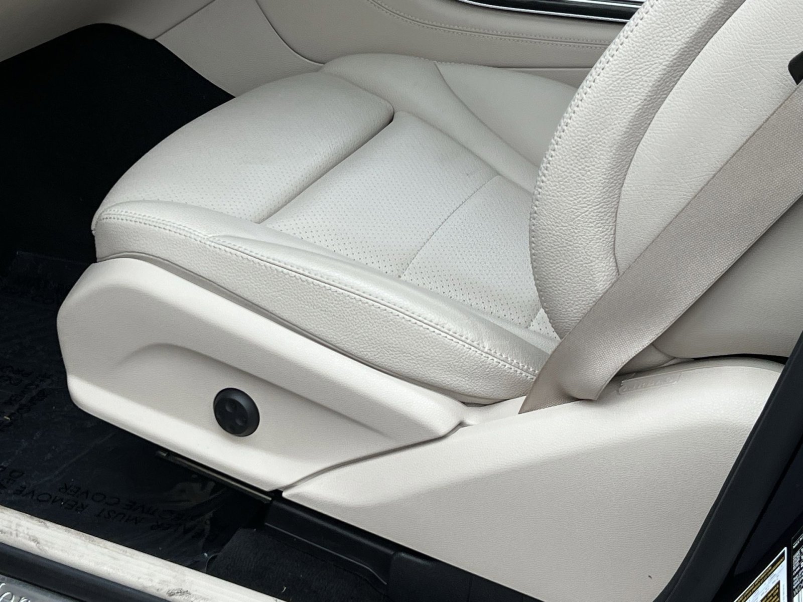 Certified 2019 Mercedes-Benz GLC 300 4MATIC image 12