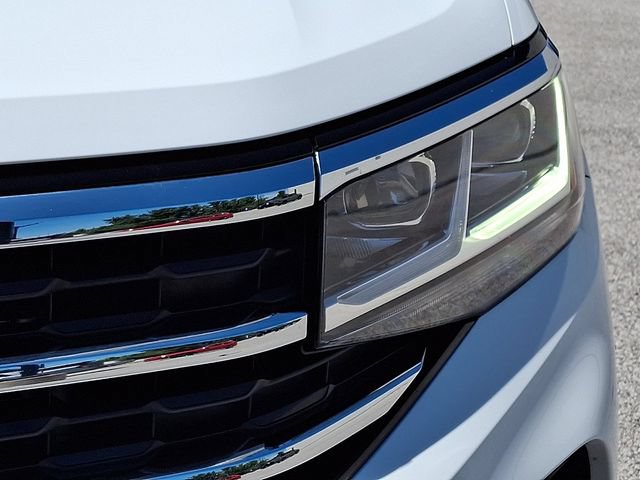 Used 2022 Volkswagen Atlas SE w/ Panoramic Sunroof Package AWD/4WD image 12