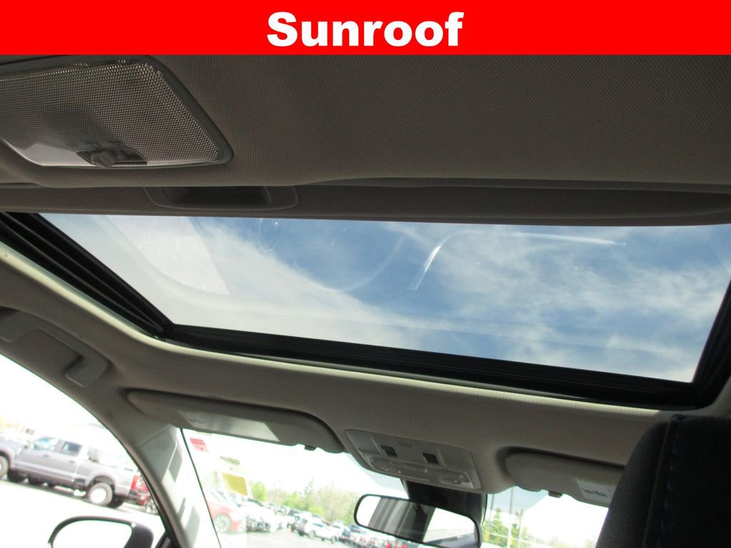 Used 2018 Toyota Corolla XSE image 14