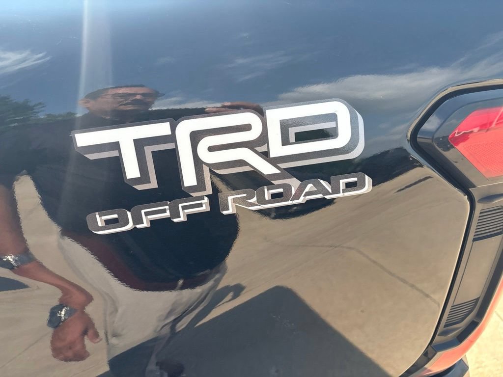 Used 2024 Toyota Tacoma TRD Off-Road AWD/4WD image 25