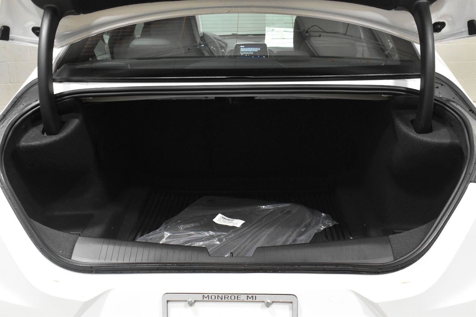 New 2026 Cadillac CT4 Premium Luxury w/ LPO, ONYX Package AWD/4WD image 16