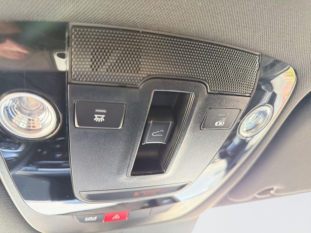 Used 2025 Kia K5 GT w/ GT1 Package FWD image 20