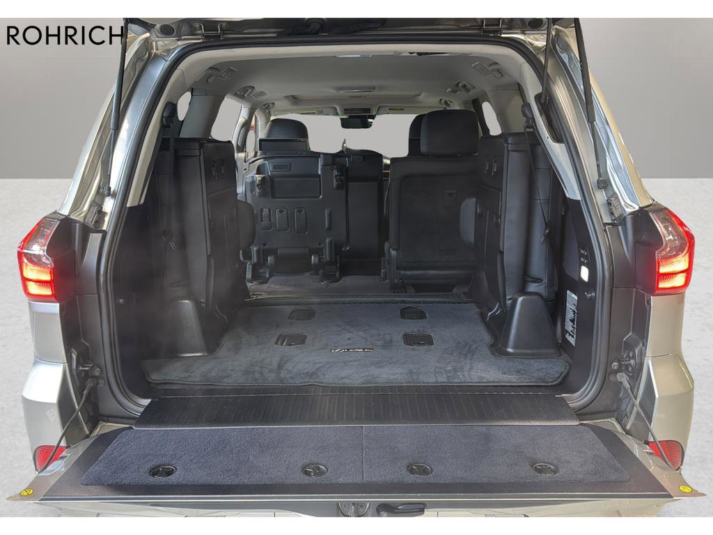 Used 2016 Lexus LX 570 4WD image 22