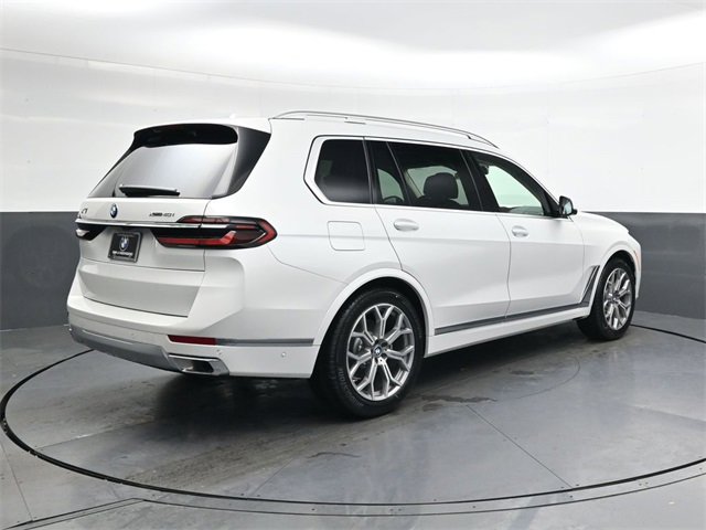 New 2026 BMW X7 xDrive40i image 4