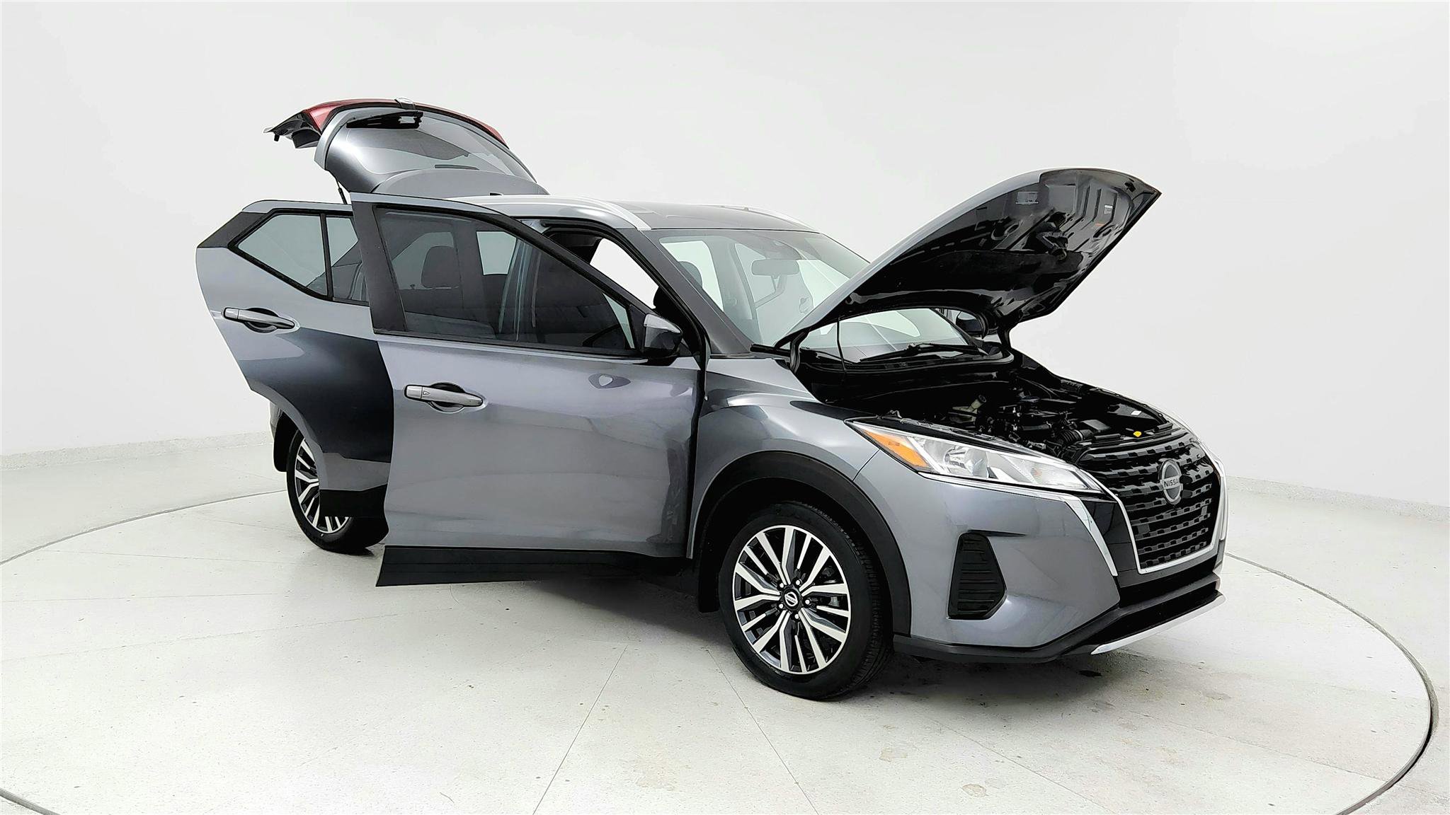 Used 2021 Nissan Kicks SV FWD image 12