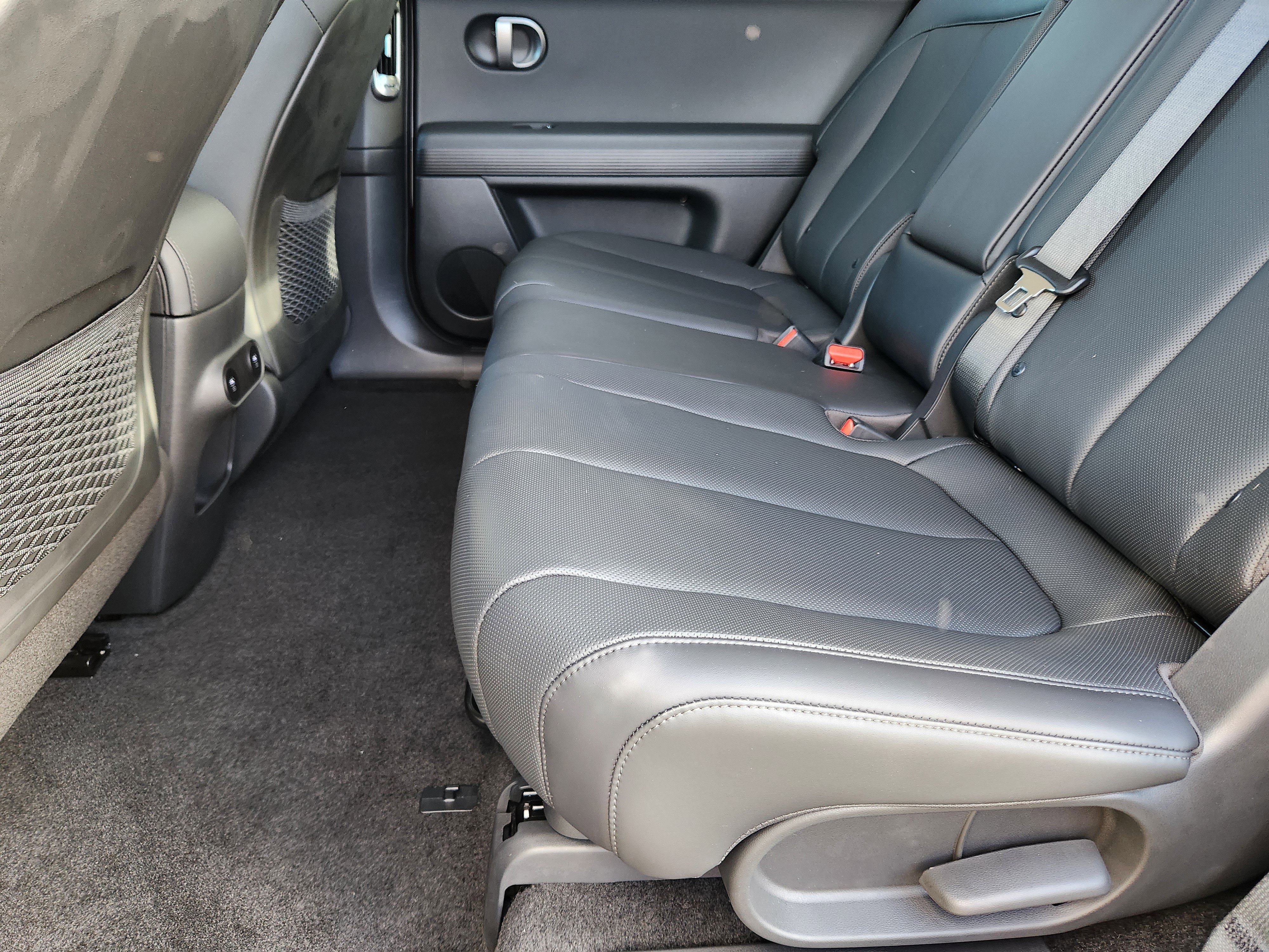 New 2026 Hyundai Ioniq 5 SEL image 10