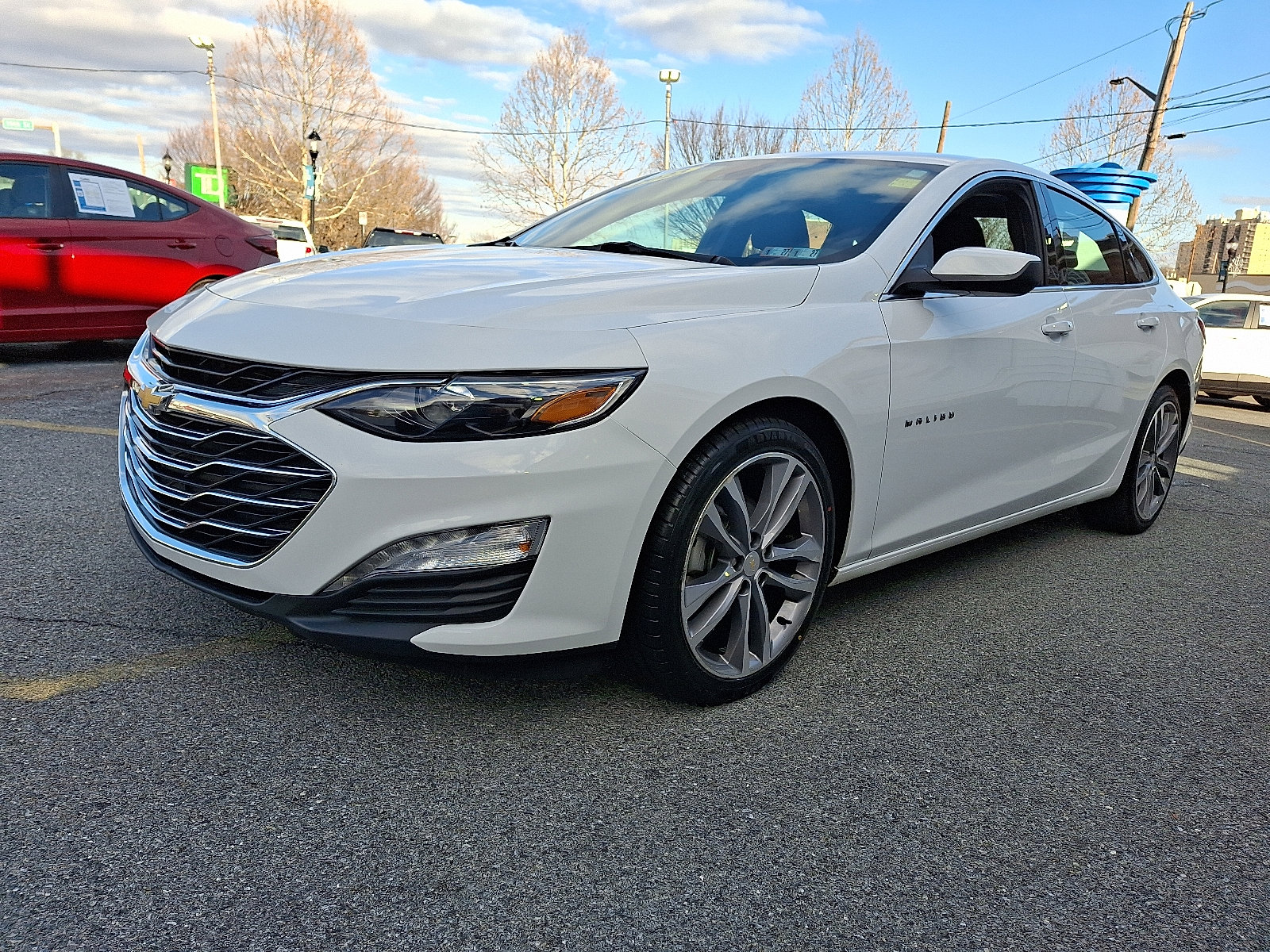 Used 2023 Chevrolet Malibu LT image 1