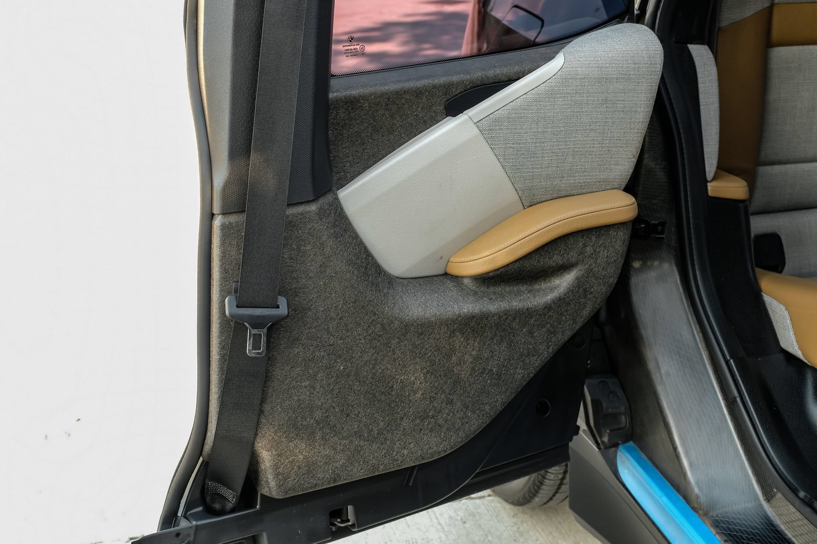 Used 2015 BMW i3 w/ Range Extender RWD image 41