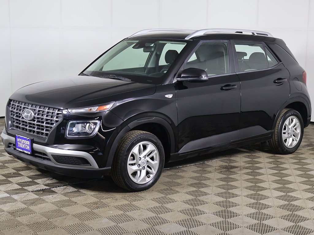 Used 2020 Hyundai Venue SEL FWD image 5