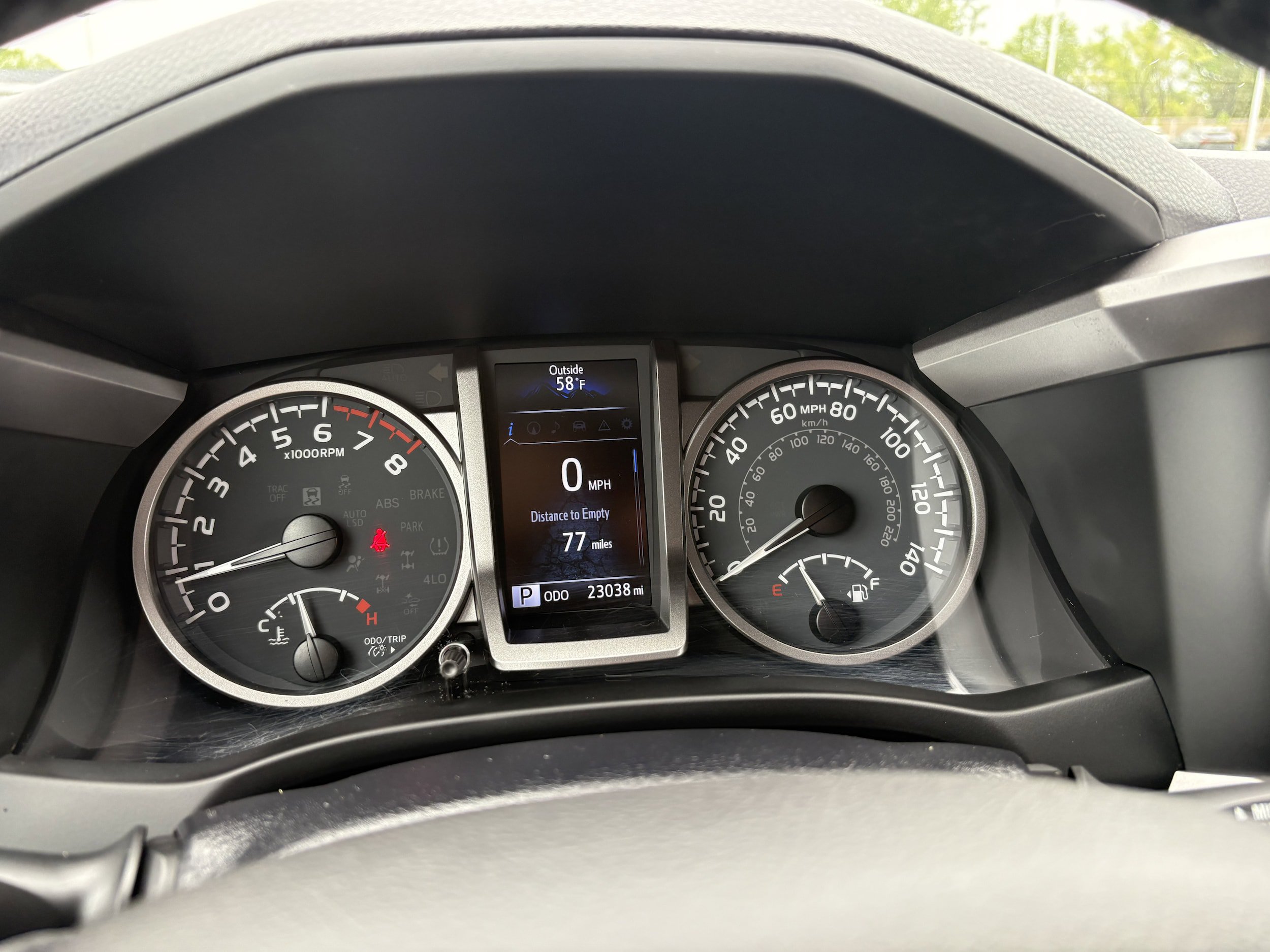 Used 2023 Toyota Tacoma Limited AWD/4WD image 4