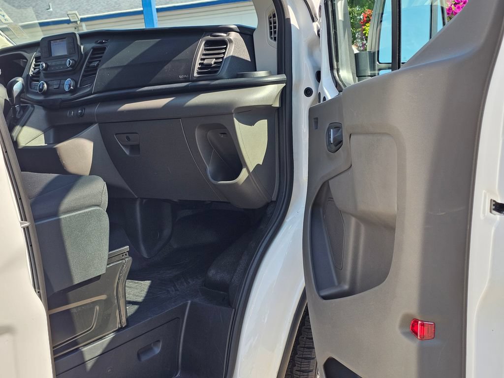 Used 2025 Ford Transit 250 Low Roof w/ Exterior Upgrade Package RWD image 15