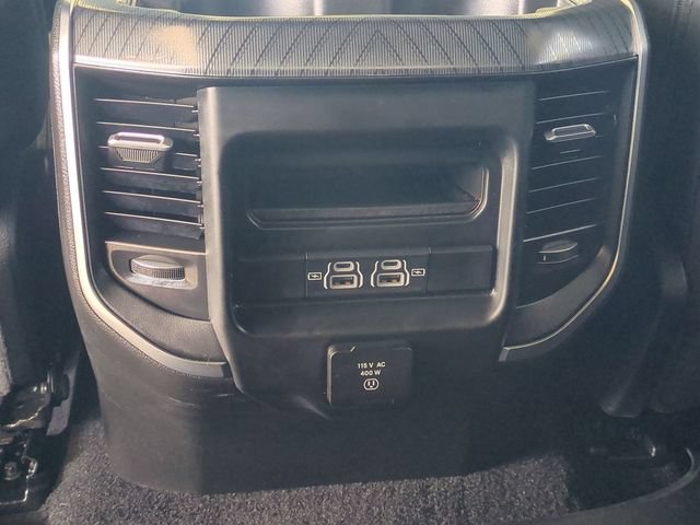 Used 2025 RAM 1500 Big Horn AWD/4WD image 30