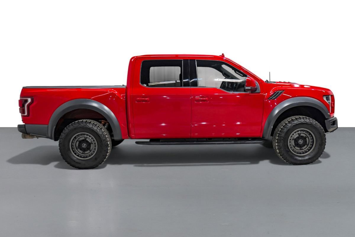 Used 2019 Ford F150 Raptor w/ Equipment Group 802A Luxury image 5