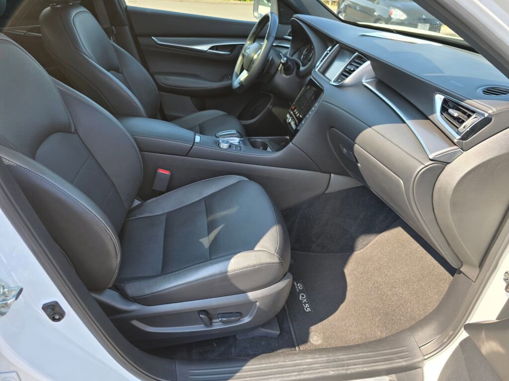 Certified 2024 INFINITI QX55 Luxe image 10