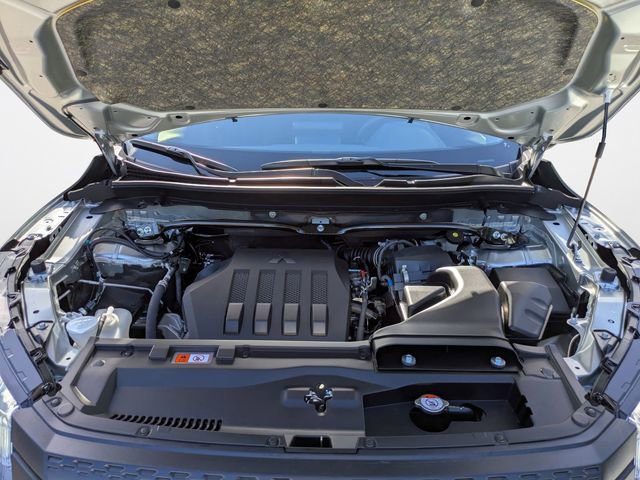 New 2026 Mitsubishi Eclipse Cross LE image 10