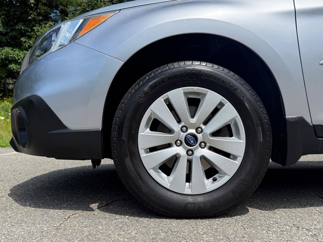 Used 2016 Subaru Outback 2.5i Premium AWD/4WD image 7