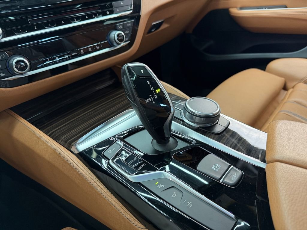 Used 2018 BMW 640i Gran Turismo xDrive image 19