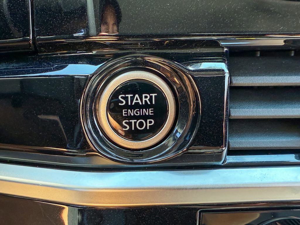 Certified 2024 Nissan Pathfinder SL image 28