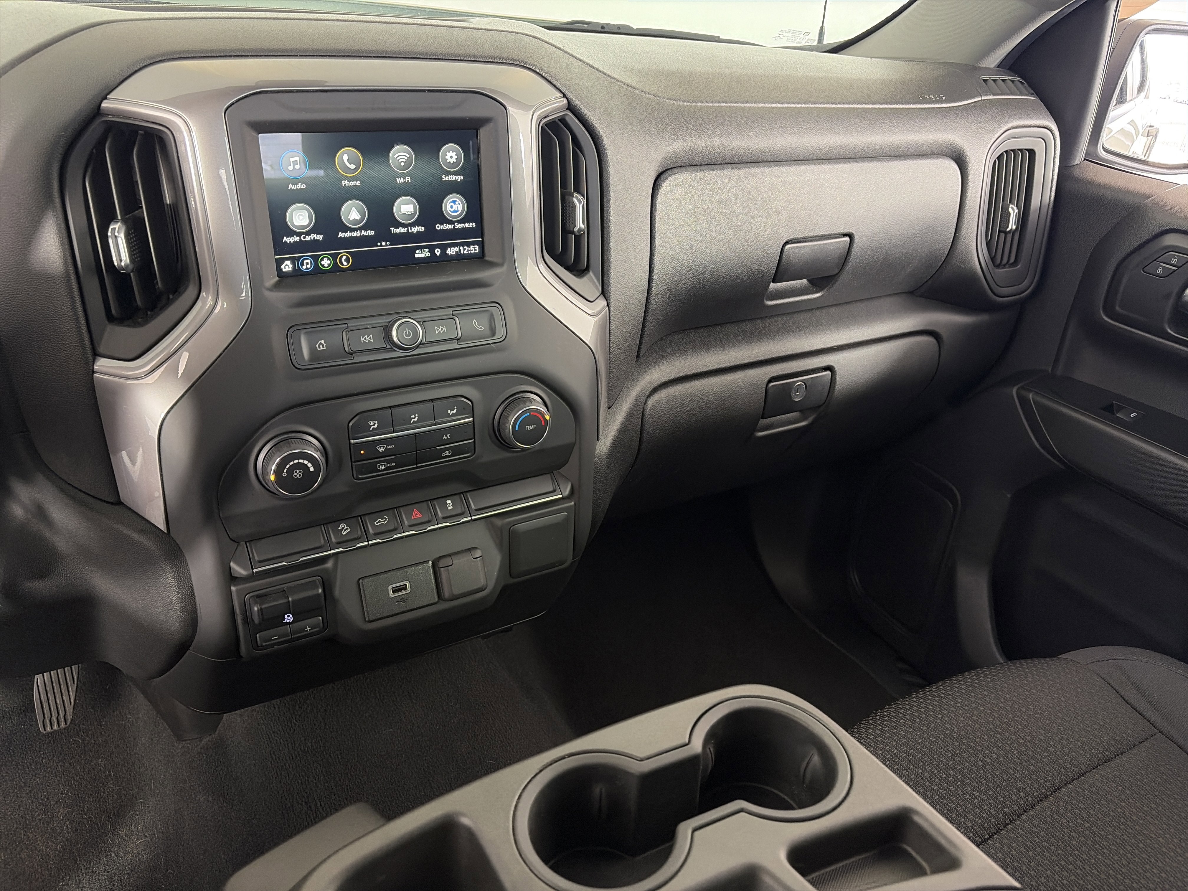 Used 2019 Chevrolet Silverado 1500 Custom Trail Boss w/ Custom Convenience Package image 4