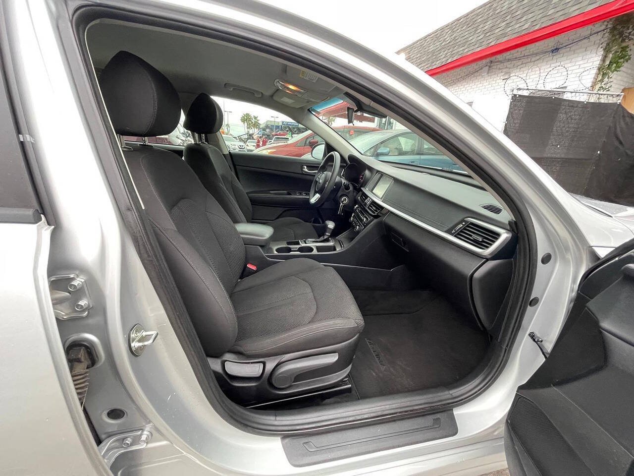 Used 2019 Kia Optima LX FWD image 14