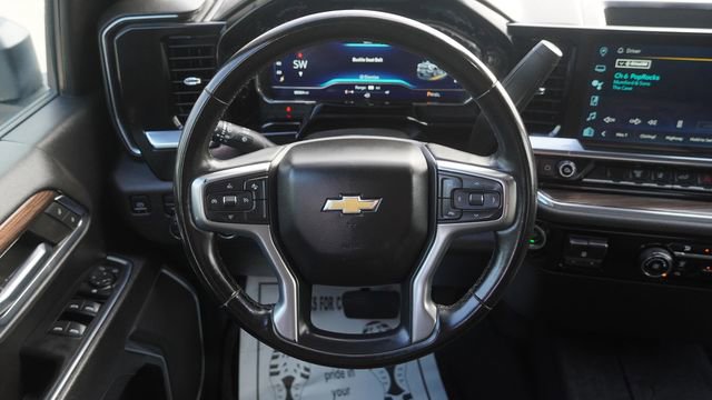 Used 2024 Chevrolet Silverado 2500 LT AWD/4WD image 16