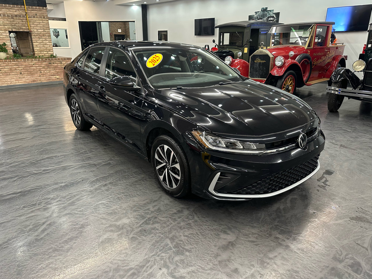 Used 2025 Volkswagen Jetta S image 3