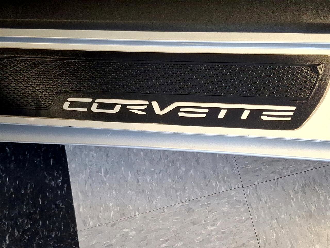 Used 2005 Chevrolet Corvette Convertible w/ Preferred Equipment Group image 18