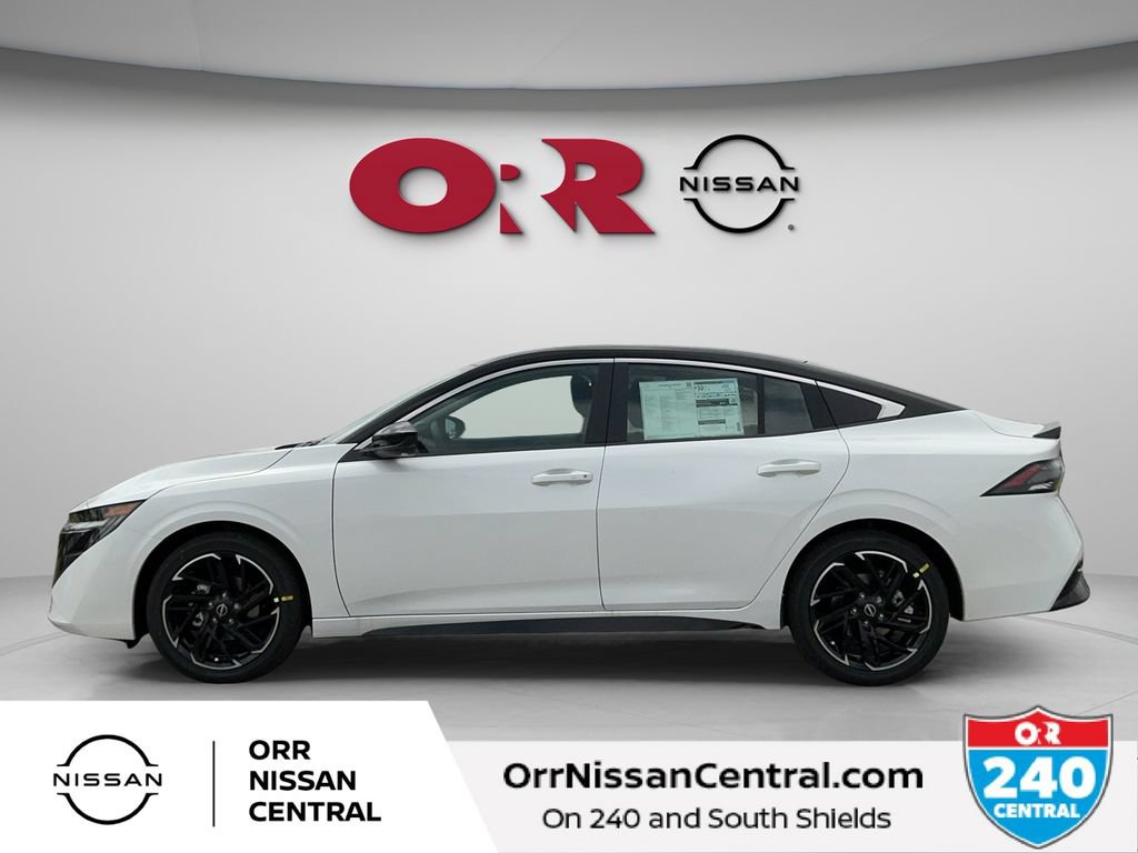 New 2026 Nissan Sentra SR w/ Floor Mat Package FWD image 8