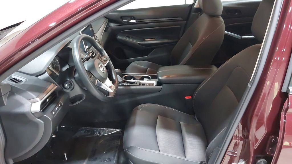 Used 2024 Nissan Altima 2.5 SV image 20