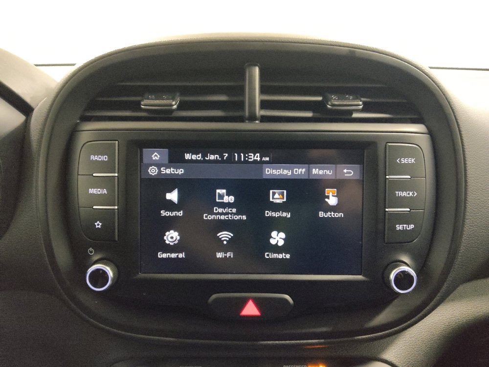 Used 2023 Kia Soul LX w/ LX Technology Package image 25