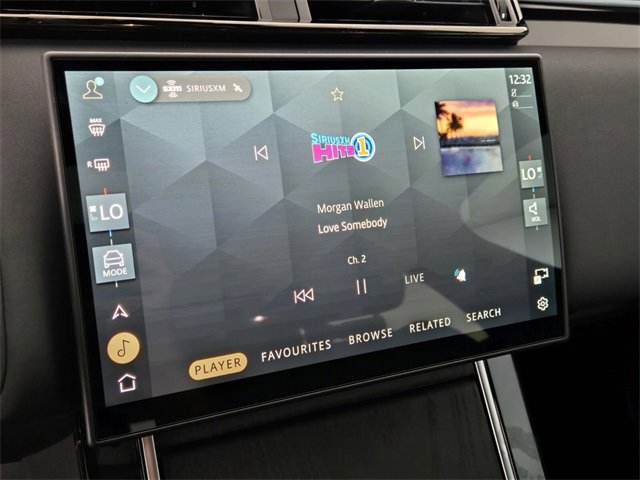 New 2026 Land Rover Range Rover Velar Dynamic SE image 23