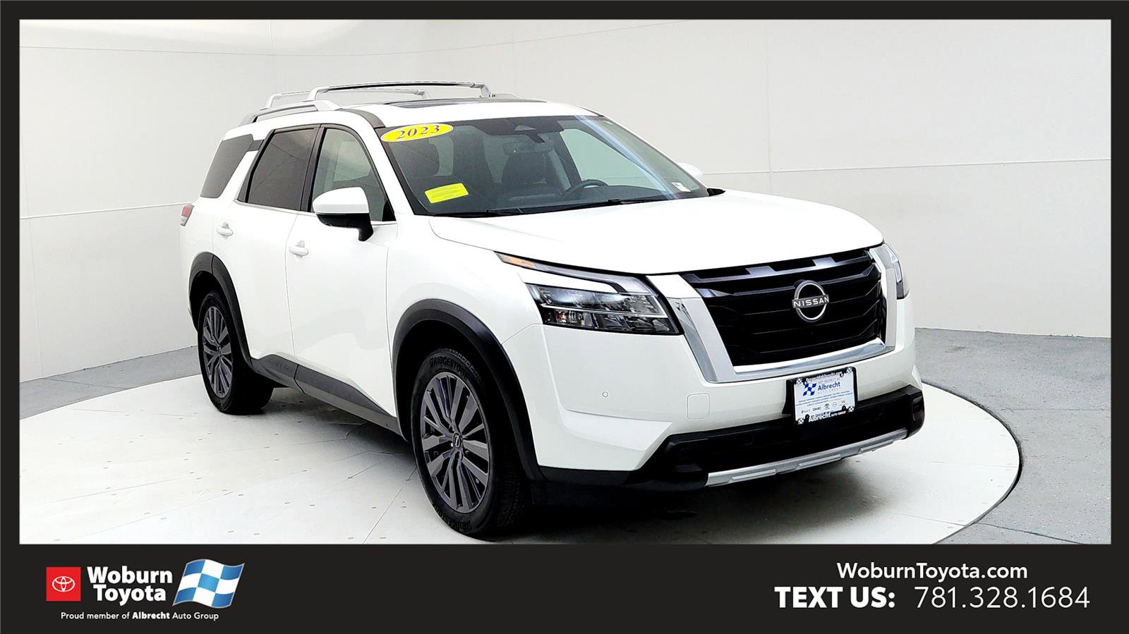Used 2023 Nissan Pathfinder SL w/ SL Premium Package image 1