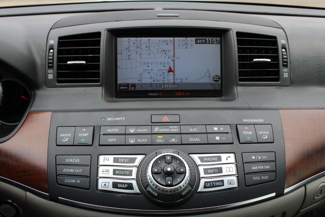 Used 2008 INFINITI M35 x w/ Technology Pkg image 29