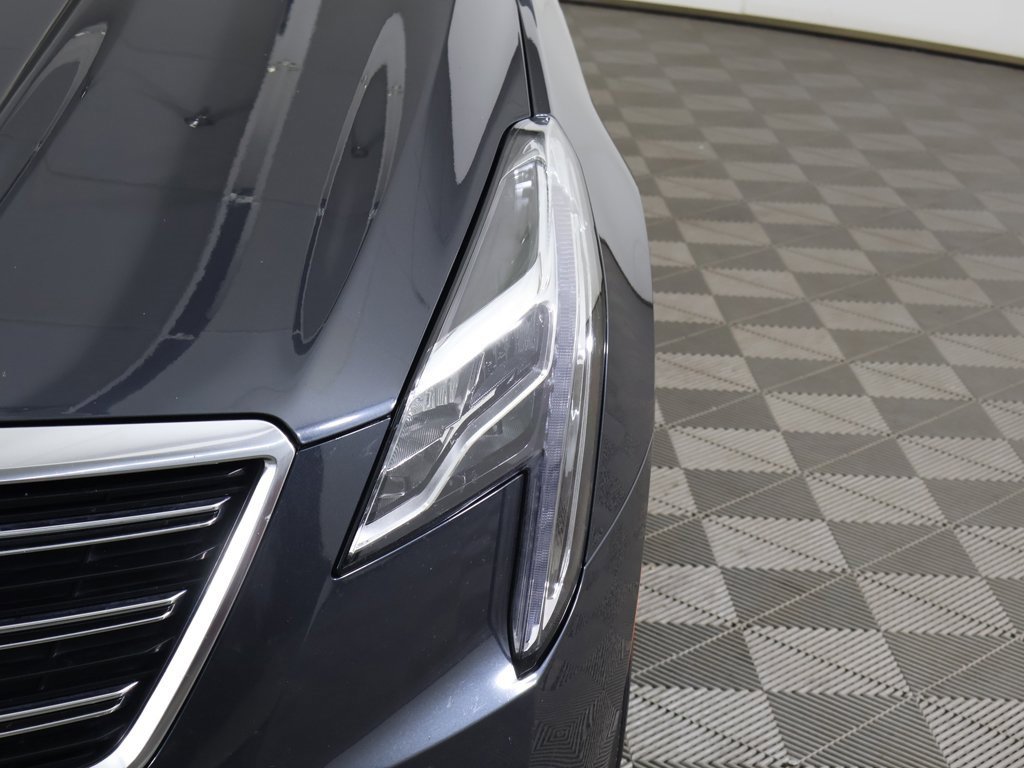 Used 2018 Cadillac XTS Luxury w/ Driver Awareness Package image 17