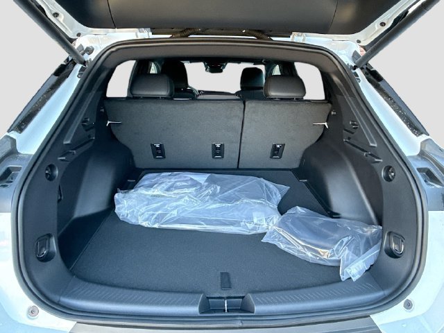 New 2026 Chevrolet Equinox EV LT FWD image 27