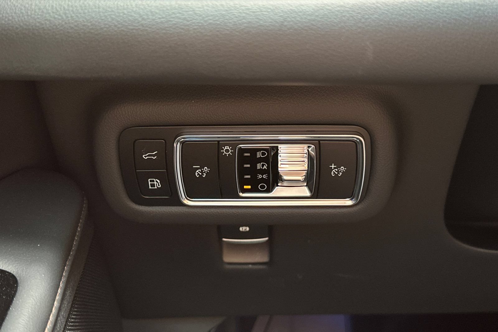 New 2026 Lincoln Nautilus Premier w/ Equipment Group 102A AWD/4WD image 27