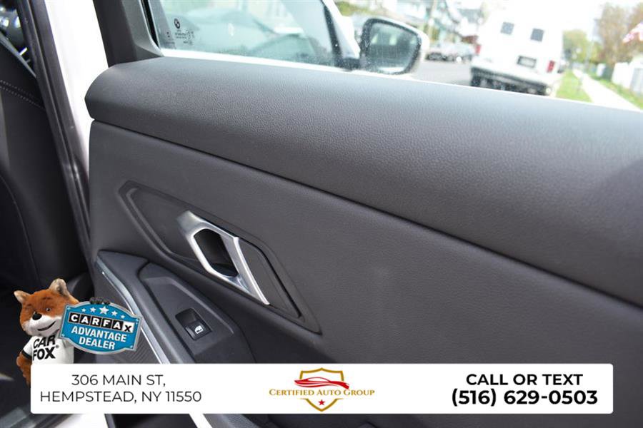 Used 2024 BMW 330e RWD image 28