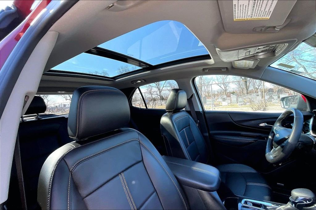 Used 2022 Chevrolet Equinox Premier AWD/4WD image 21