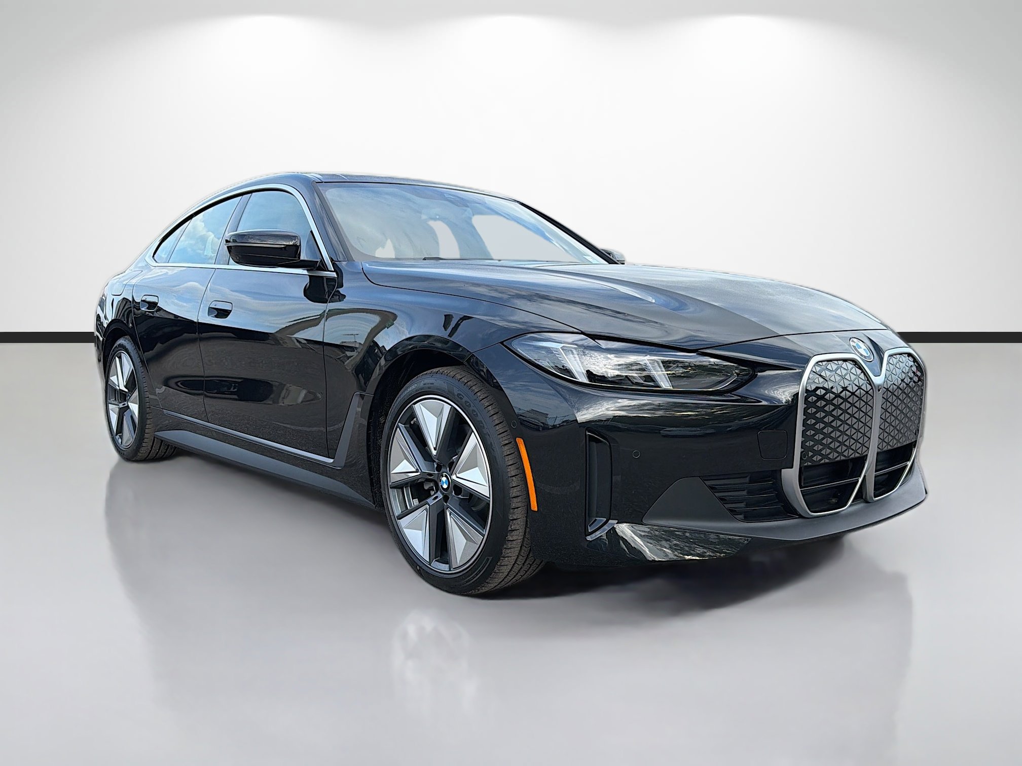 New 2026 BMW i4 eDrive40 w/ Parking Assistance Package image 1