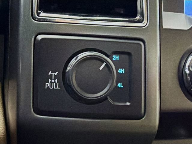 Used 2021 Ford F350 XLT w/ XLT Value Package AWD/4WD image 32