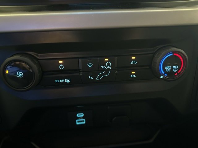 Used 2023 Ford F150 XLT image 39