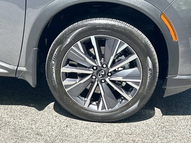 Certified 2026 INFINITI QX60 Luxe w/ Cargo Package FWD image 9