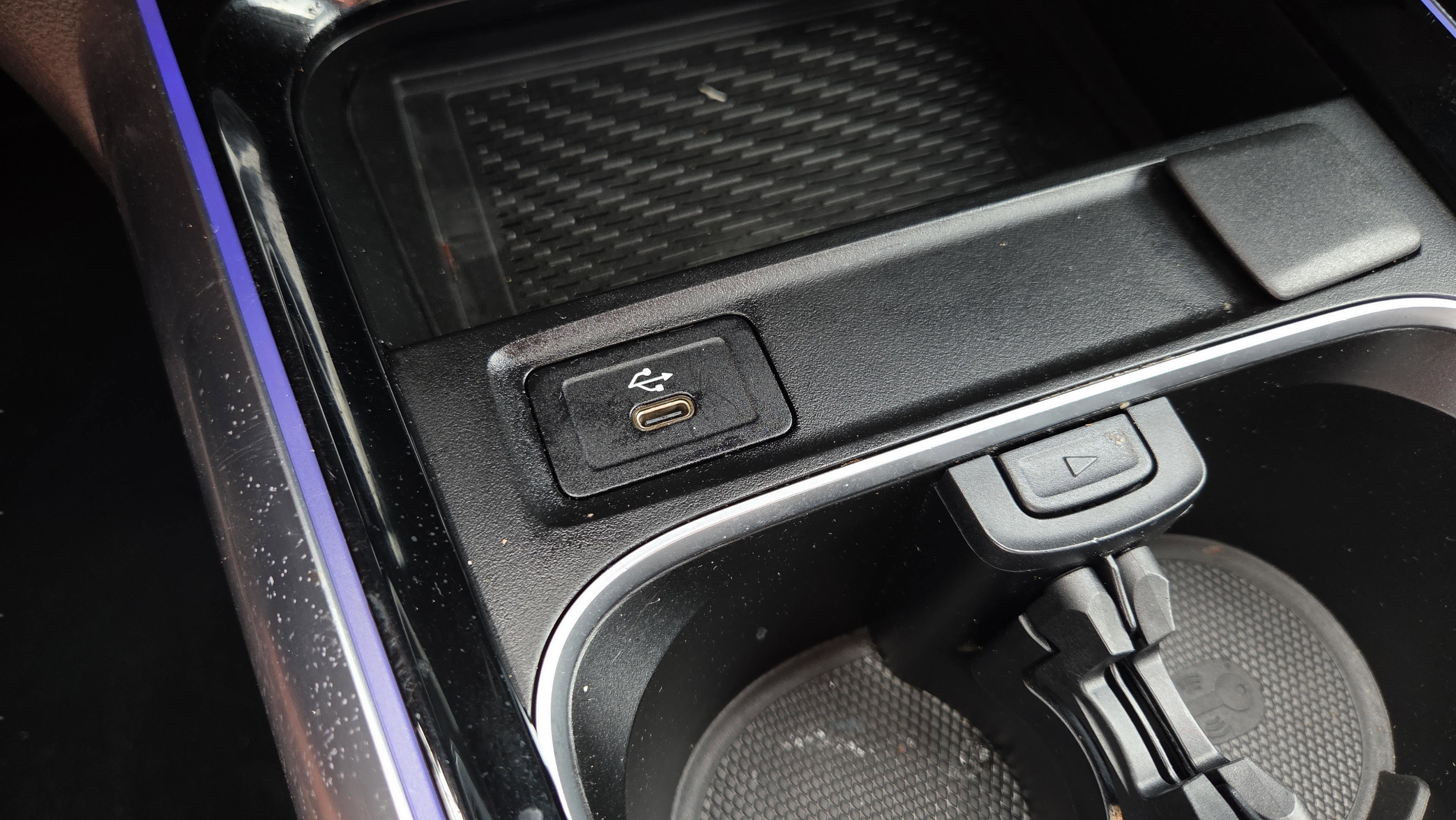 Used 2025 Mercedes-Benz GLA 250 4MATIC image 31