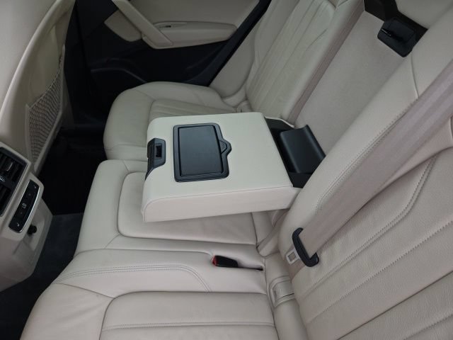 Used 2018 Audi Q5 2.0T Premium Plus w/ Premium Plus Package AWD/4WD image 46