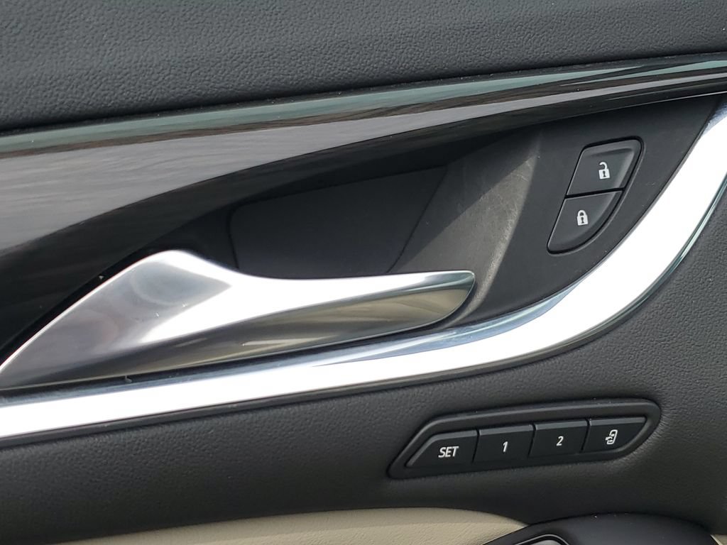 Used 2019 Buick Enclave Premium w/ Experience Buick Package AWD/4WD image 27