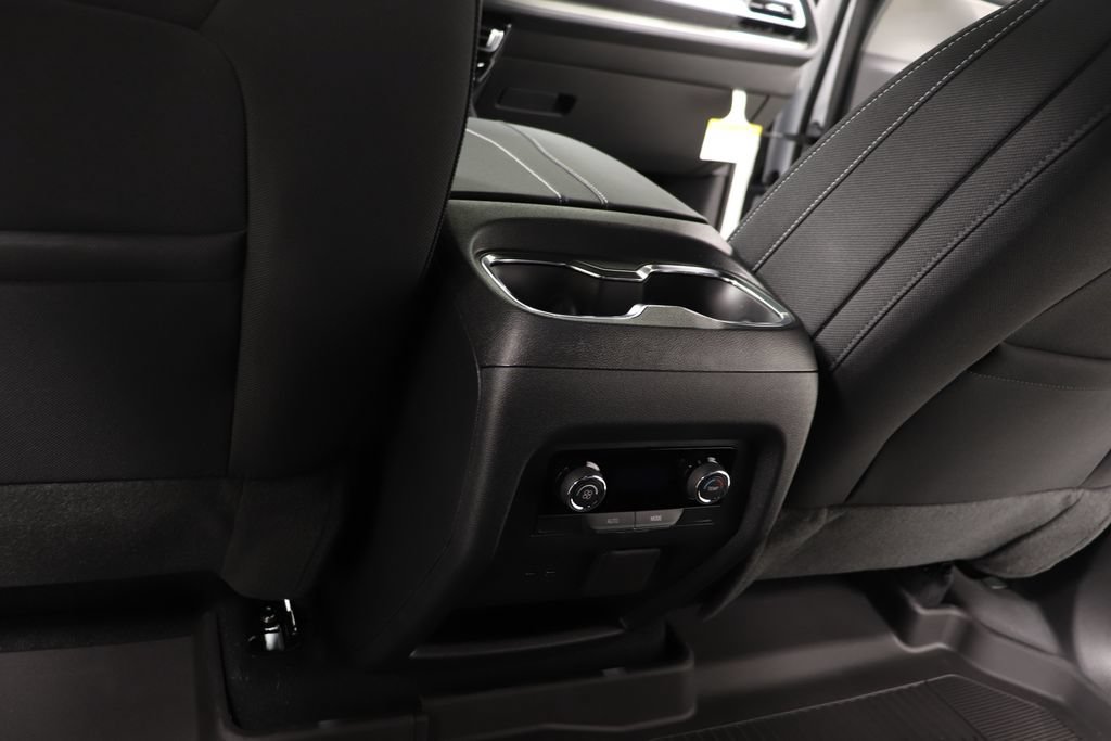 New 2026 Chevrolet Traverse LT w/ Driver Confidence Package FWD image 24
