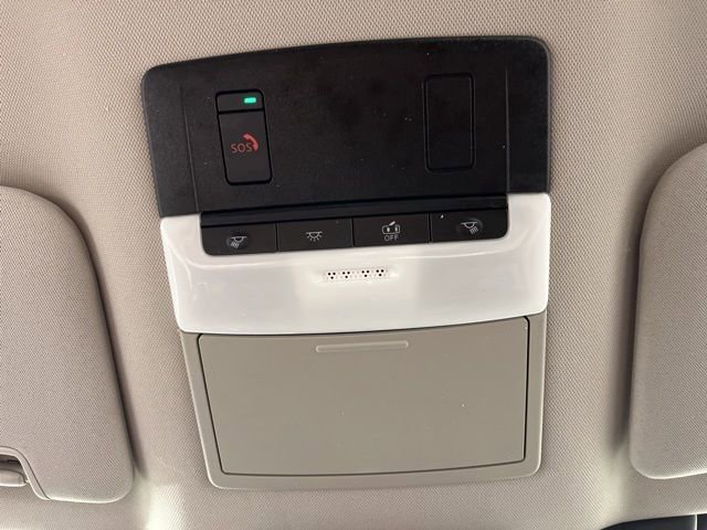 Used 2023 Nissan Pathfinder SV image 34