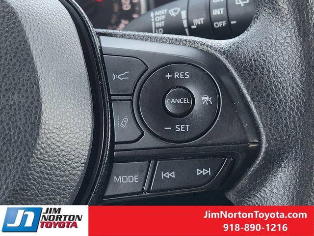 Used 2022 Toyota RAV4 XLE image 29